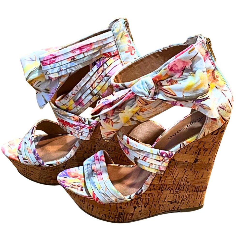 Floral Wedges // Zigi Soho // Size 9